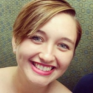 Meet your Posher, Alexis